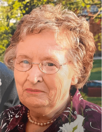 Mary Elizabeth (Holcomb) Breault Obituary